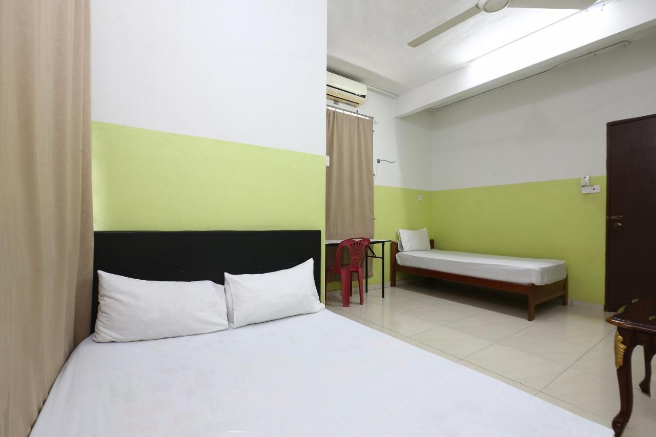 Rvh Hotel Кота-Бару Экстерьер фото